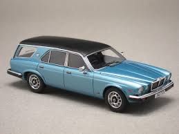 JAGUAR XJ SIII LADBROKE AVON 1980 HELLBLAU 1;43 MATRiX