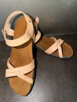 Leder Sandale mit Fussbett neu 41