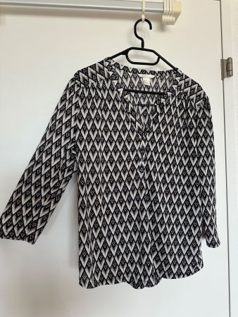 Damenbluse gemustert - M - wie NEU!