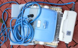 Dolphin SUPREME M4 Poolreiniger mit Kabel