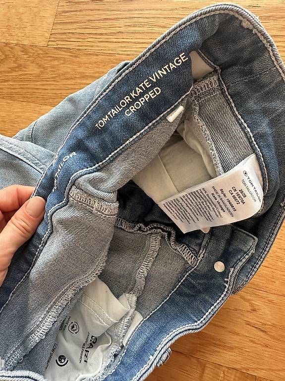 Tom Tailor Jeans: Tom Tailor Kate Vintage Cropped Jeans  Gr. 28/28  Hellblau – Nuovo (secondo la descrizione) da Zug venduto da dhe_8lxn 2
