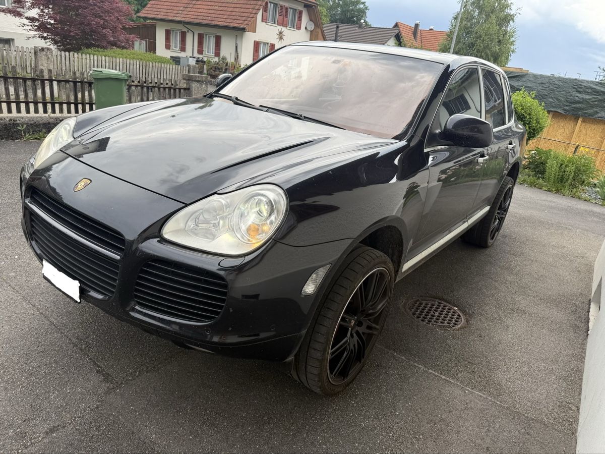 Automobili: Porsche Cayenne Turbo S ab MFK – Usato da Wynau venduto da Ziegler_Secondhand