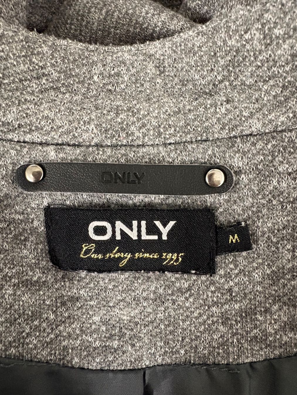 Only Mäntel: Only Kurzmantel grau Gr. 40 Longblazer – Gebraucht aus Regensdorf von secondchancefashion 4