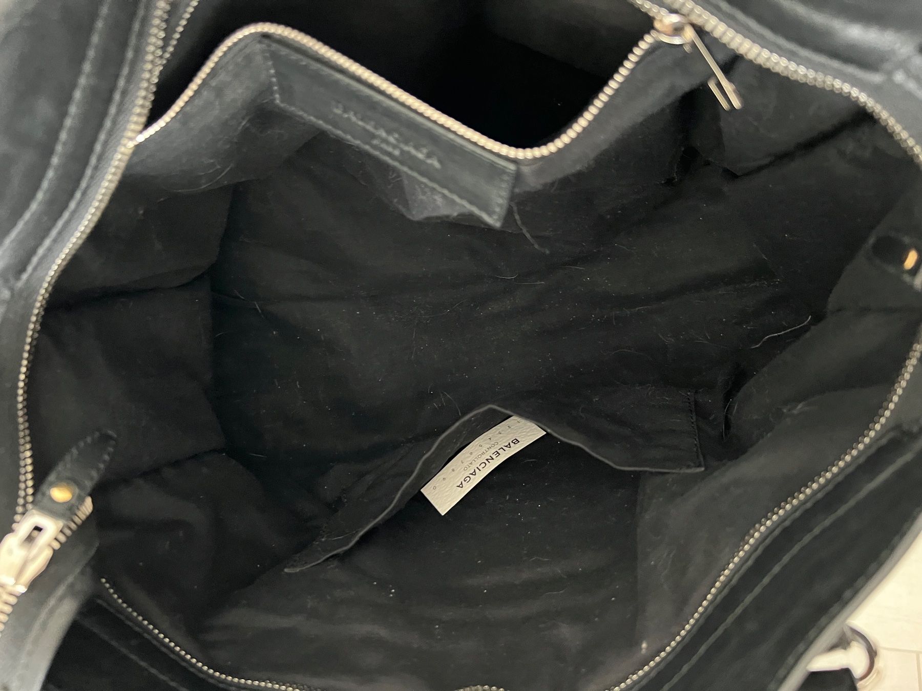 Balenciaga Borse da donna: BALENCIAGA CITY METALLIC EDGE NOIR – Nuovo (secondo la descrizione) da RICHTERSWIL venduto da mftjt63 8