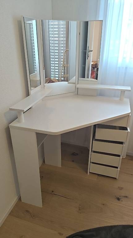 Tavoli da trucco: Schminktisch – Usato da Staffelbach venduto da Mat.98 4