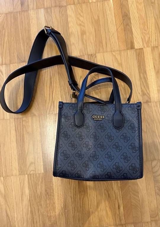 Sacs femmes: Guess Tasche – D'occasion à Tann par nic_jwc7 2
