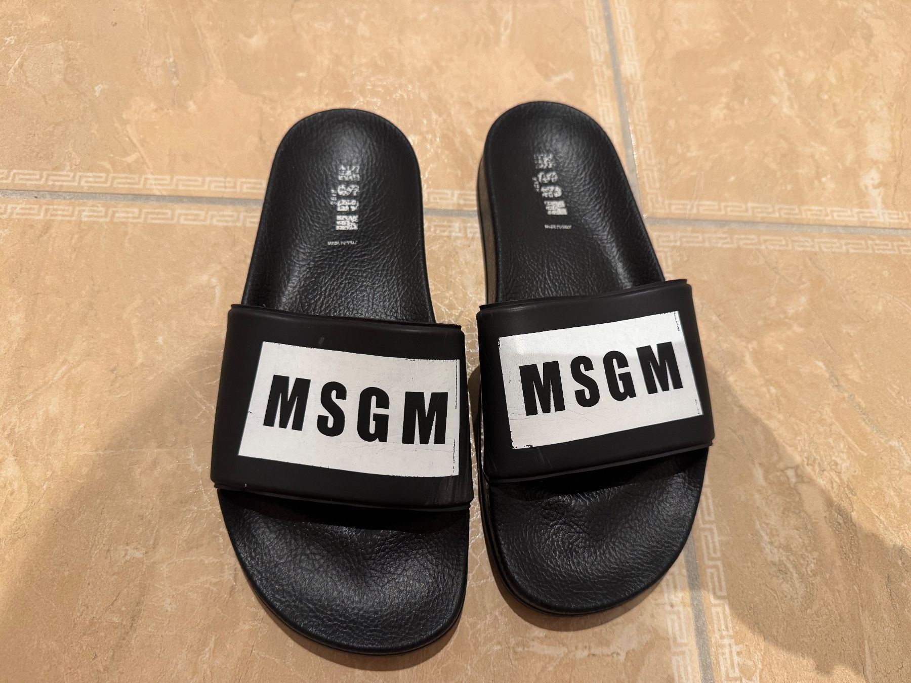 Damenschuhe: MGSM Coole Badeschuhe, 40 – Gebraucht aus Klingnau von Markus14