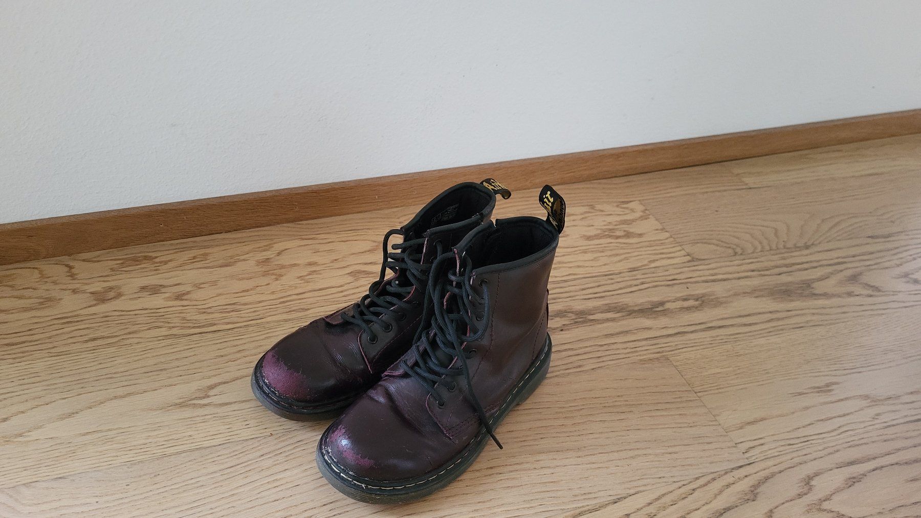 Dr. Martens Scarpe da uomo: Dr. Martens Kinderstiefel Grösse 34 – Usato da Affoltern am Albis venduto da knzmm 1