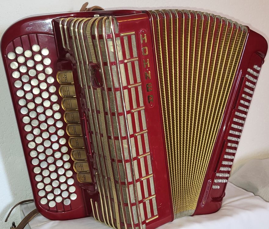 ACCORDÉON HOHNER ATLANTA 4 VOIX à GRADIN Kaufen auf Ricardo