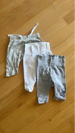 Baby Hosen 3er Set Grösse 50/56 guter Zustand