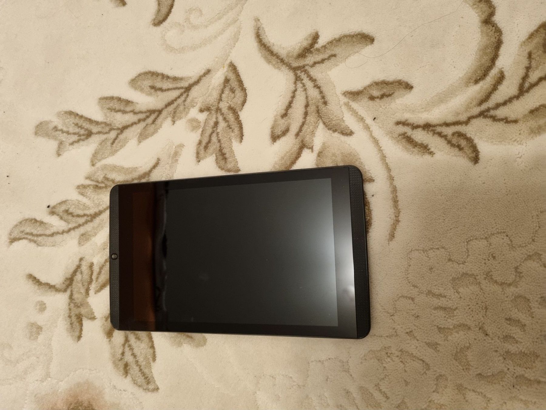 Nvidia Tablet PC: NVIDIA Shield Tablet + Controller – Sehr guter Zustand – Usato da Zürich venduto da x.25 2