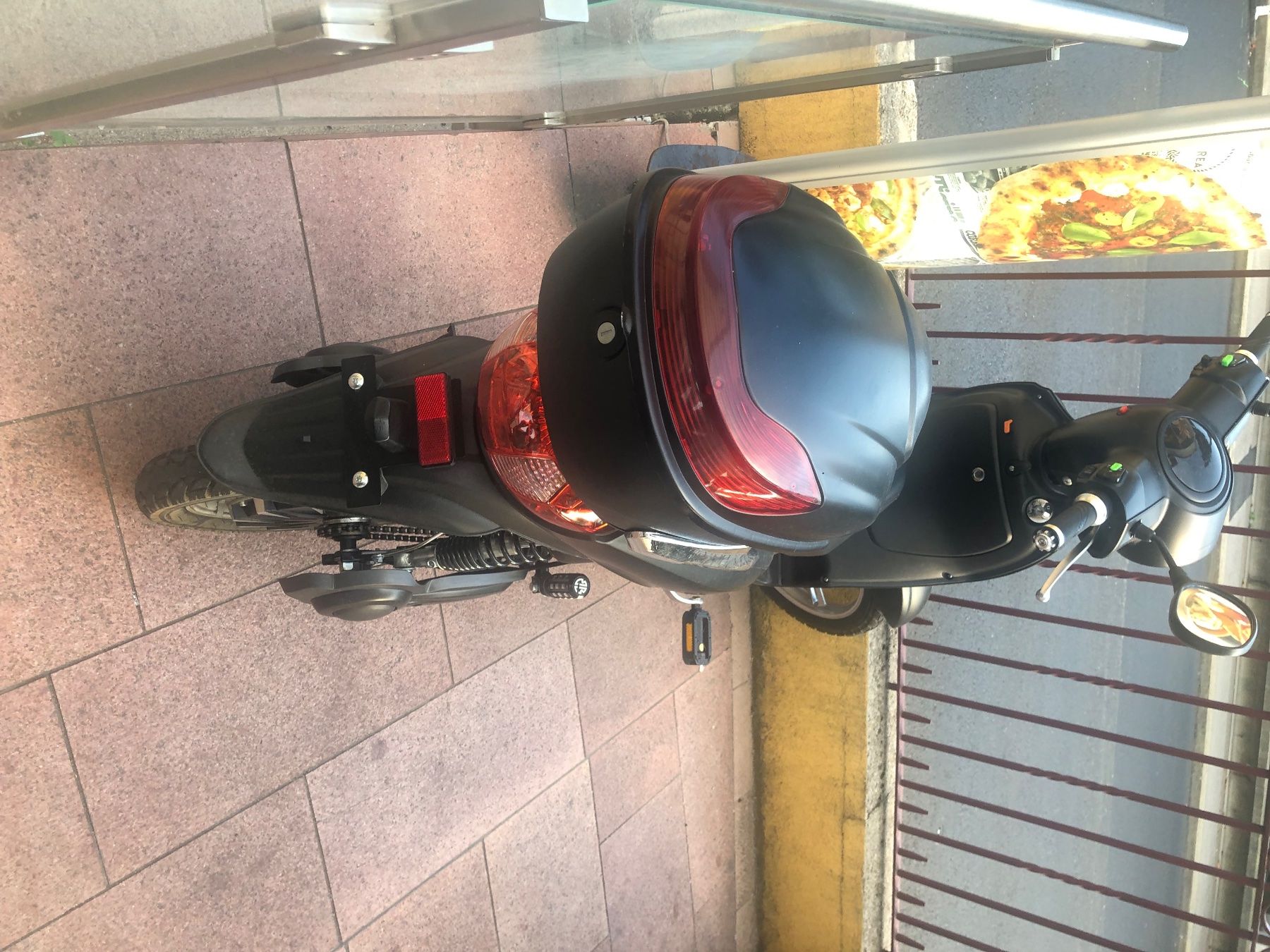 Yadea Scooters: E-scooter Neu ! – D'occasion à Chiasso par hir_p6yj 2