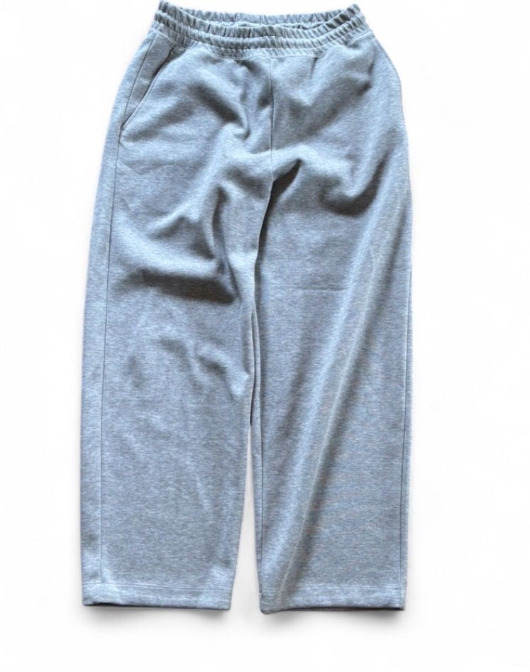 Hosen: Sweatpants  – Gebraucht aus Therwil von cae_qvq7