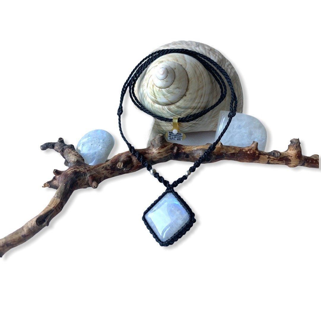 Catenine: EDELSTEINE MONDSTEIN HALSKETTE - KETTE – Nuovo e nell'imballaggio originale da Zürich venduto da MEVAS-Schmuck 3