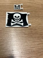 Lego Piraten Flaggen Set 2 Stück gebraucht