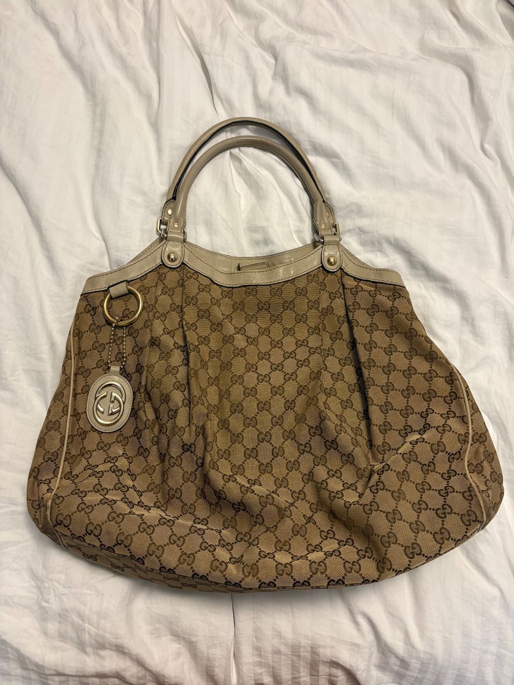 Gucci Taschen für Damen: Gucci Bag Canvas Sukey Large – Gebraucht aus Bassersdorf von SMorena