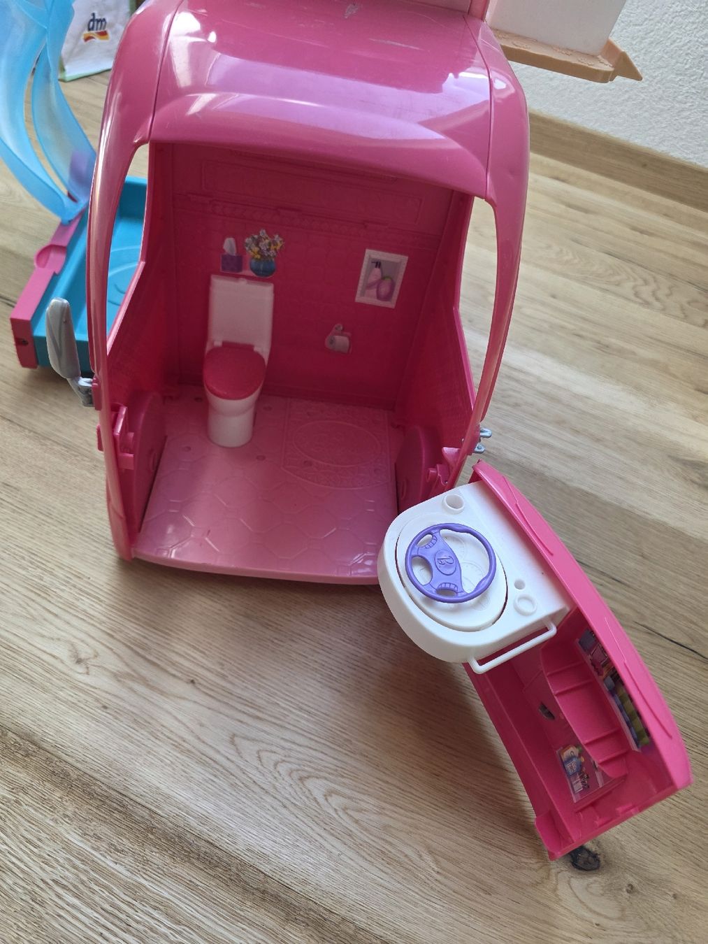 Giocattoli: Barbie Wohnmobil mit Rutsche – Usato da Toffen venduto da ver_x68f 3