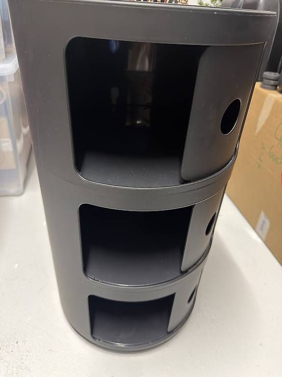 Tavoli: Kartell Tisch  – Usato da Uster venduto da jal_mh5z 2