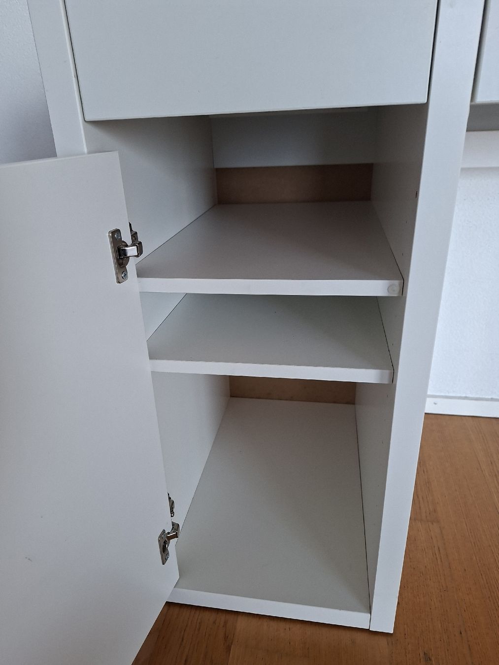 Schreibtische: Schreibtisch Ikea weiss – Gebraucht aus Hildisrieden von Letzi0 3