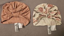 2 Baby Mützen H&M Blumen und uni Grösse 62/68
