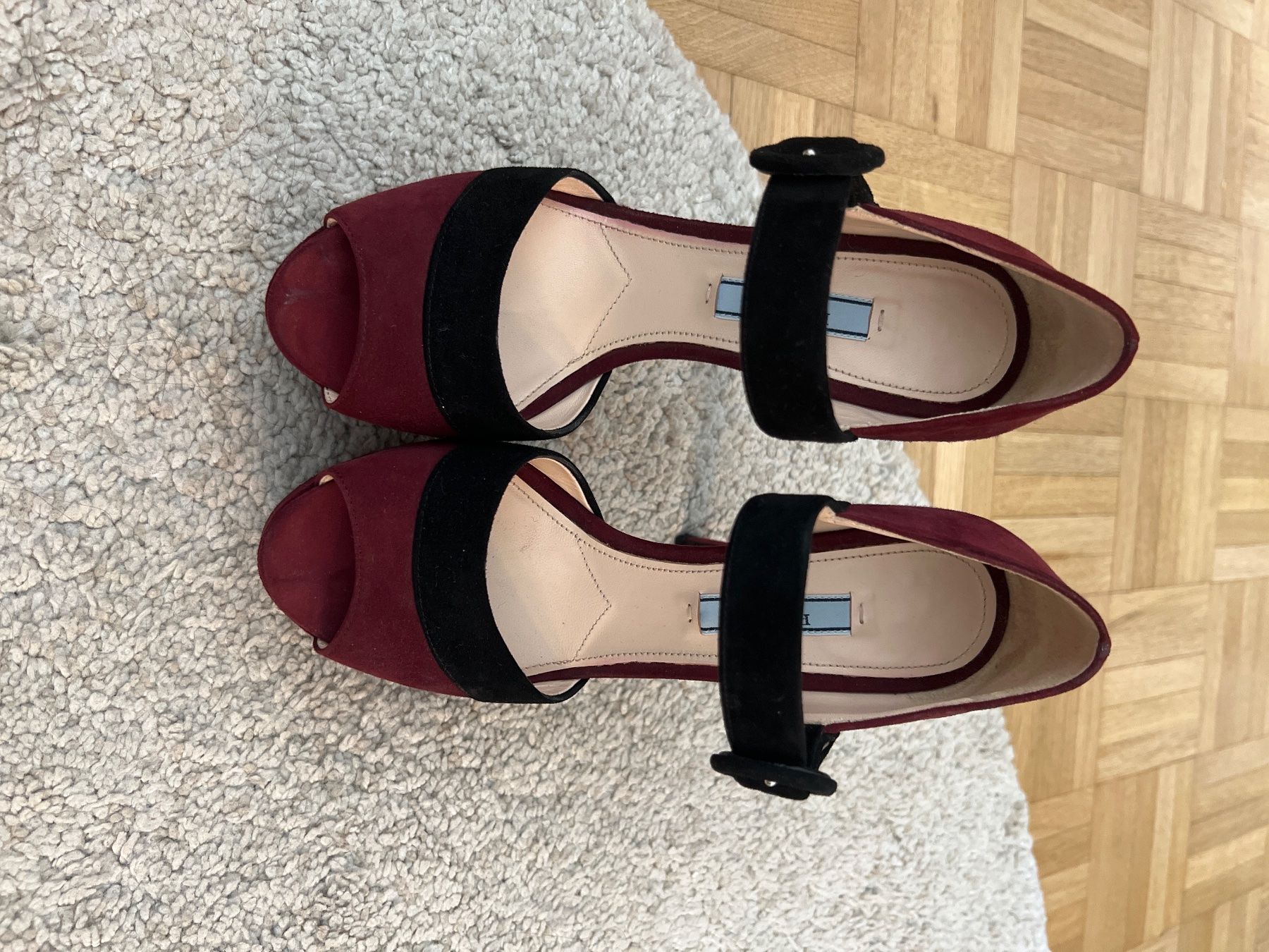 Prada Chaussures femmes: Shoes – D'occasion à Genève par sev_7xlt