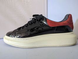 ALEXANDER McQUEEN : Sneakers en cuir verni 40