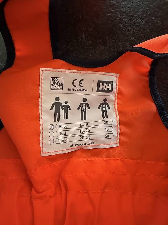 Giubbotti di salvataggio: Baby Safe+ Helly Hansen Schwimmweste – Usato da Zug venduto da PensoT