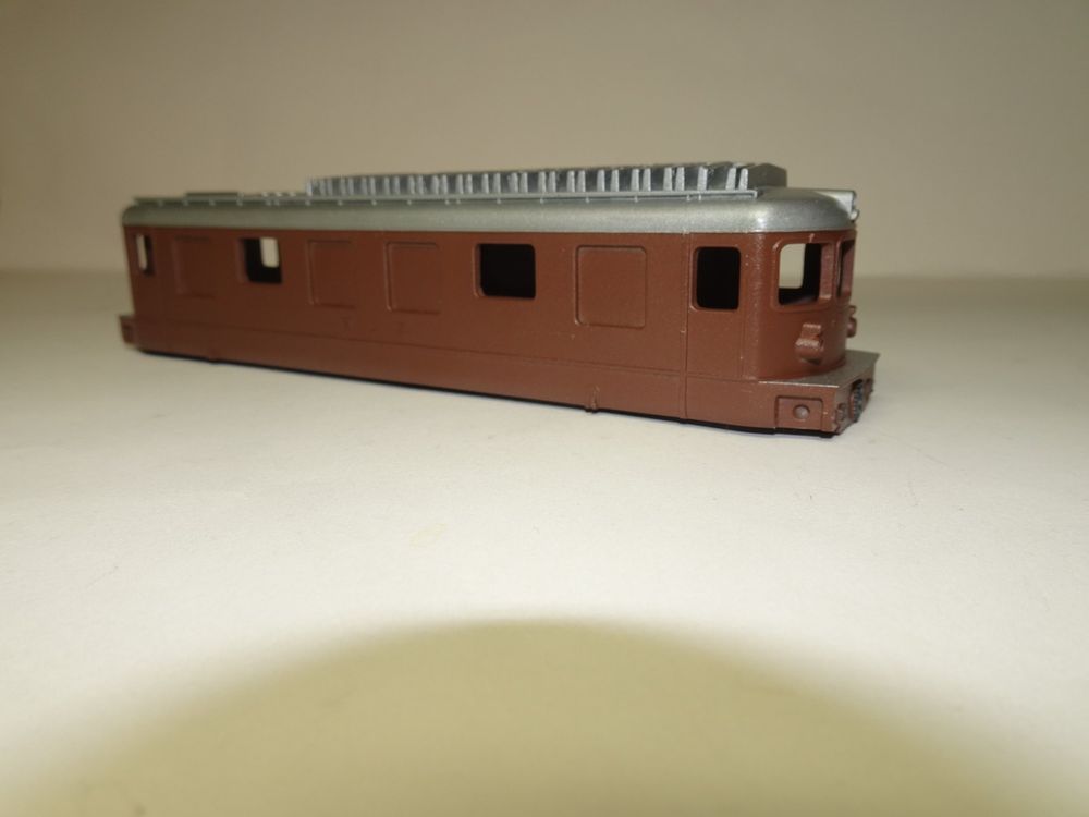 BLS Ae 4/4 Gehäuse H0 HAG SWIMO? Kaufen auf Ricardo