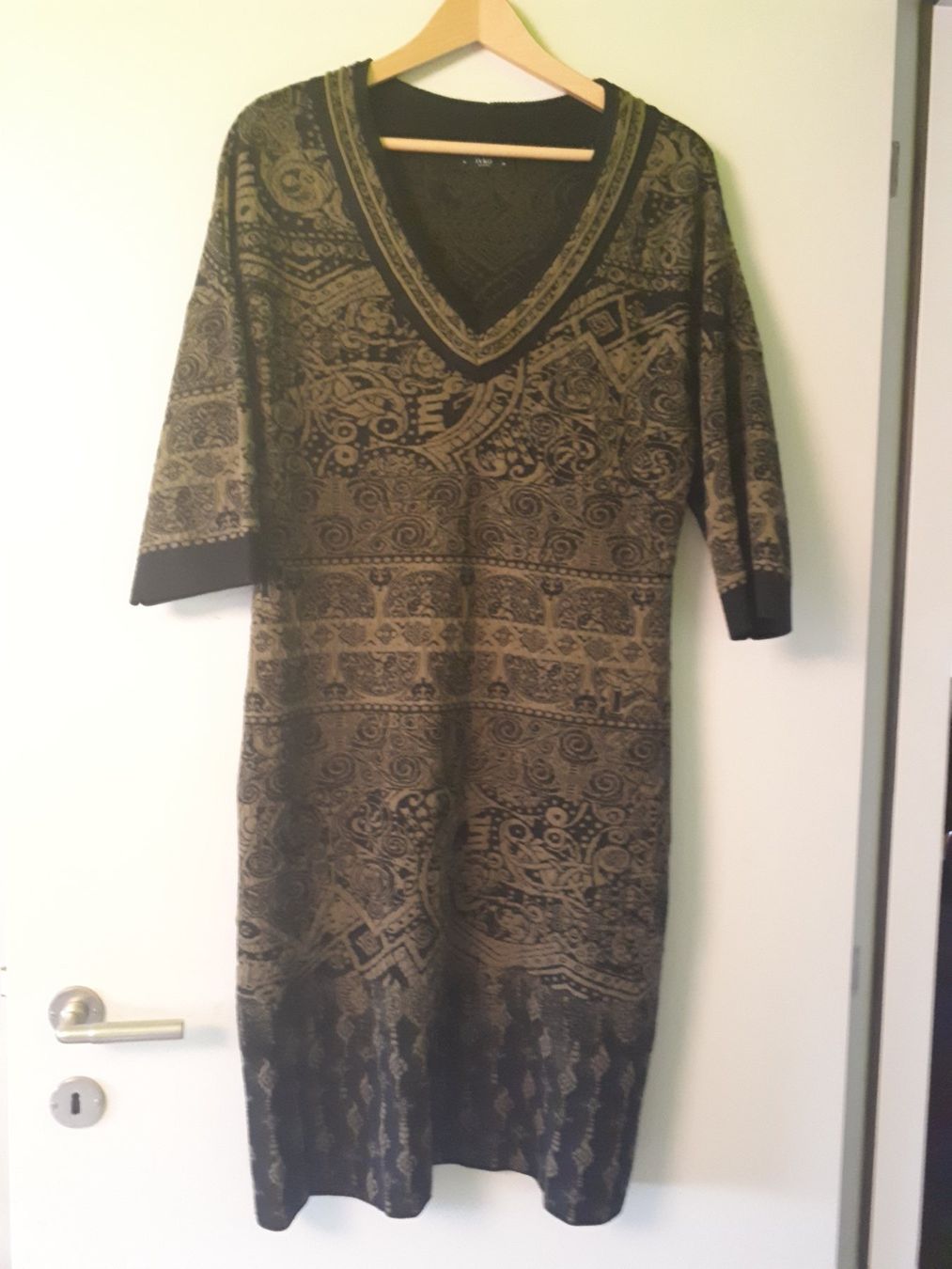 Ivko Robes: Robe marque IVKO – D'occasion à Troinex par cor_v65r