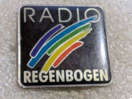Ansteckpin 185: Radio Regenbogen