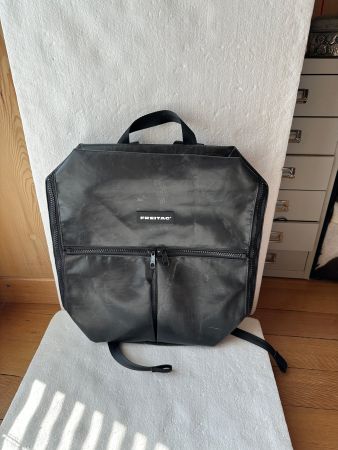 Freitag Rucksack F49 Fringe - schwarz - neu mit Etikett