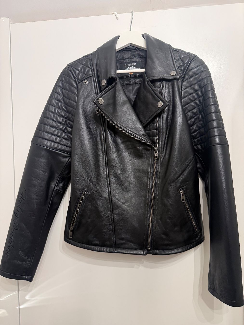 Harley-Davidson Giacche: Neue Harley-Davidson Lederjacke, Schwarz – Nuovo (secondo la descrizione) da Illnau venduto da Bigmama14