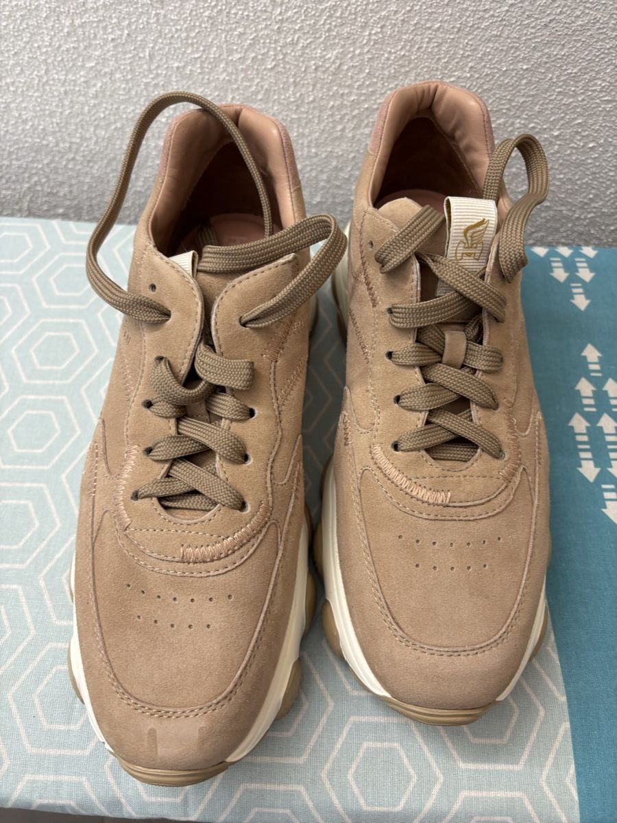 Hogan Scarpe da donna: Hogan sneakers 40 – Usato da Auenstein venduto da sonnenschein1256