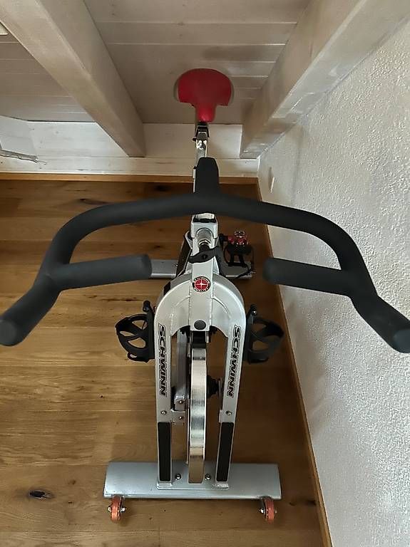 Hometrainer: Schwinn - Indoor Cycle – Usato da Studen BE venduto da kim.hauser