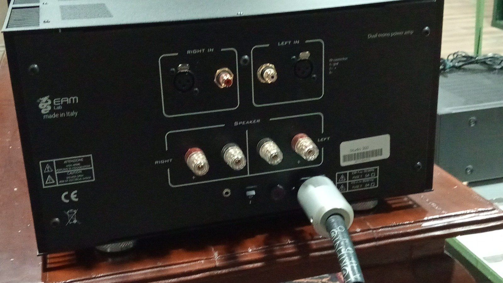 Amplificateurs: Ex Demo EamLab Studio 300 power amplifier - Classes A - AB – Neuf avec emballage d'origine à St-Cergue par per_6cx5 9