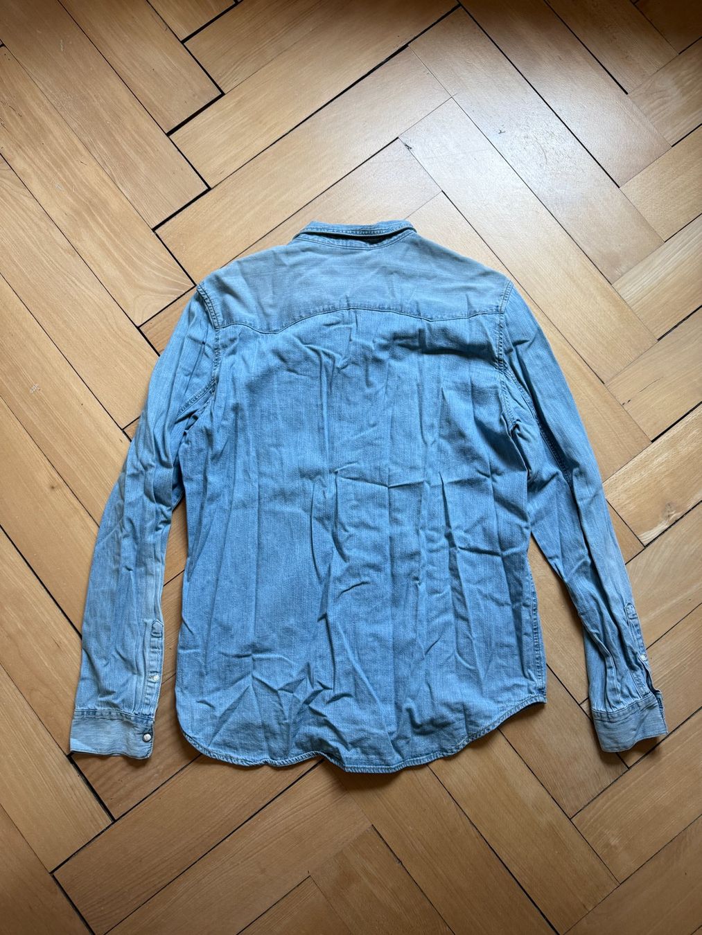 H&M Hemden: Jeanshemd hellblau L – Gebraucht aus Zürich von Diazaio 2