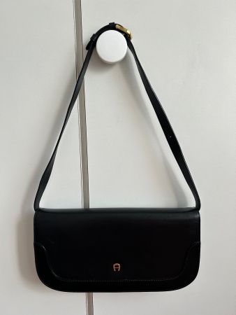 Edle kleine Umhängetasche Original Etienne Aigner, schwarz