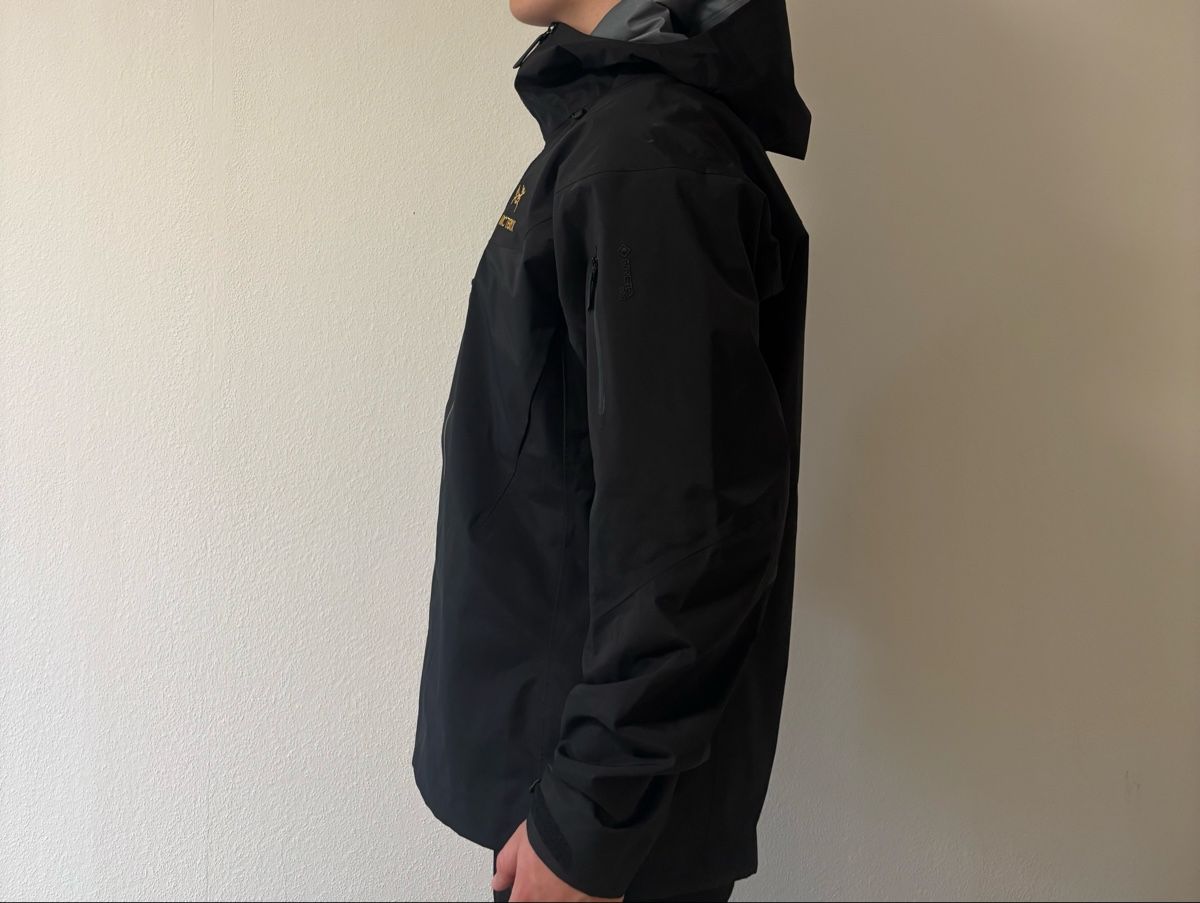 Arcteryx Vestes: Arc‘teryx Alpha SV Jacke – Neuf (Voir description) à Basel par Fabian2000 1