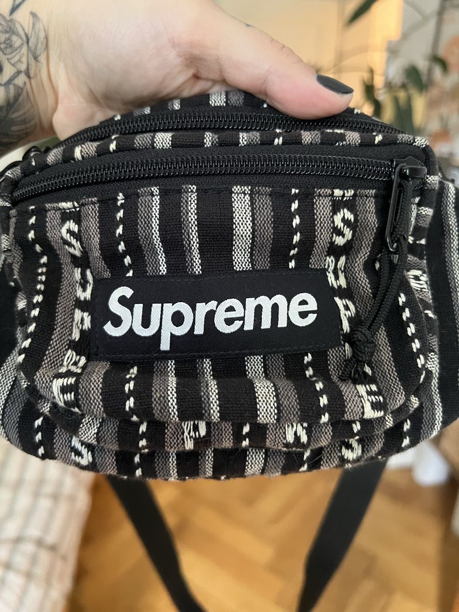 Supreme Borse: Supreme Bauchtasche – Usato da Bern venduto da jas_5f6b 4