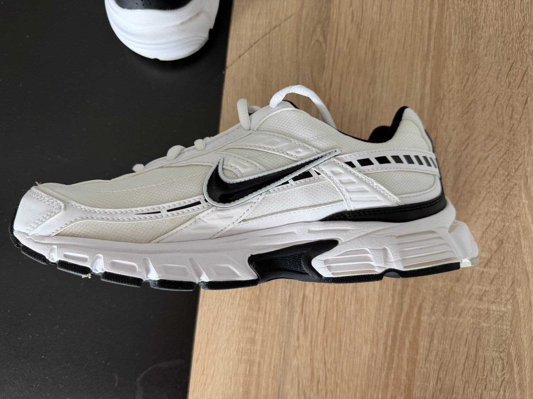 Nike Scarpe da uomo: Nike initiator – Usato da Courgenay venduto da Mic2412 3