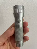 Lampe de poche UV