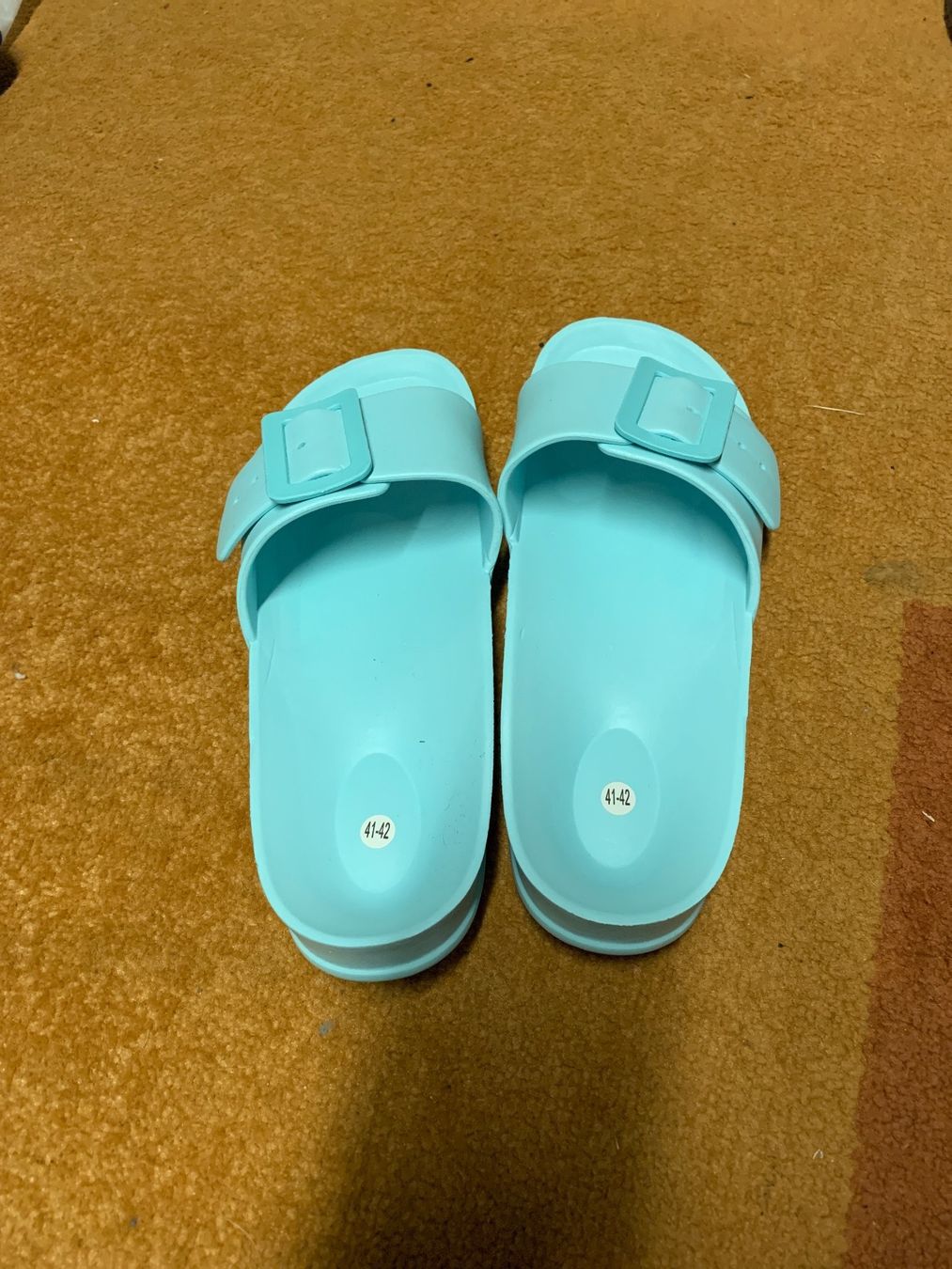 Scarpe da donna: Neu: Badeschuhe Türkis Grösse 41-42 – Nuovo (secondo la descrizione) da Meilen venduto da Karin_19