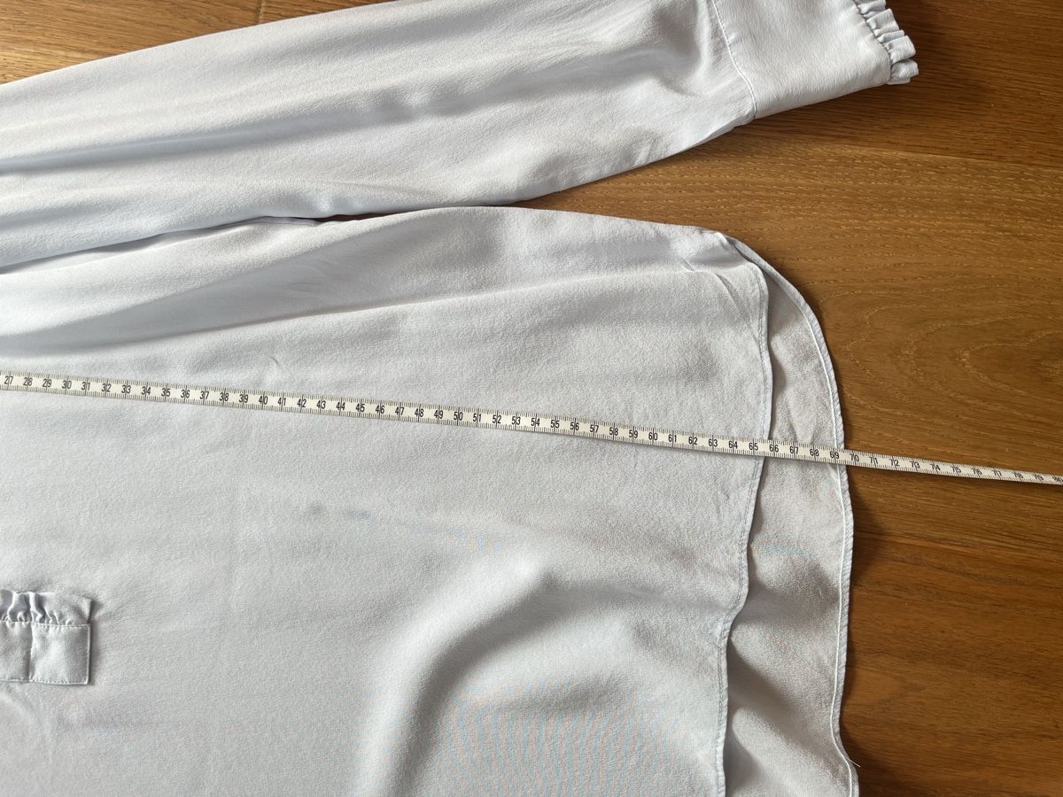 H&M Chemisiers: Seidenbluse H&M Gr. 38  Hellblau Top Bluse – D'occasion à Wädenswil par Iana32 5