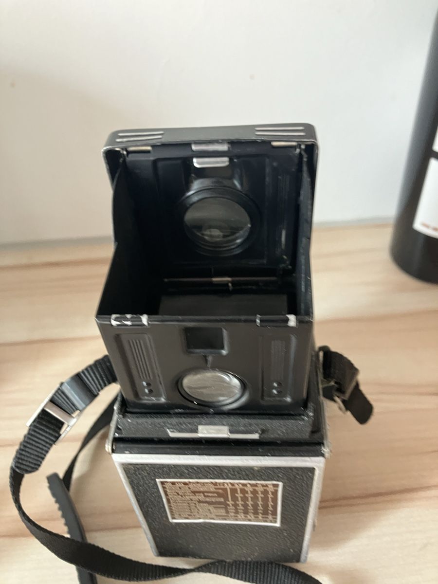 Rollei Kamera: Rolleiflex Kamera – Gebraucht aus Basel von sshhaahheedd 1