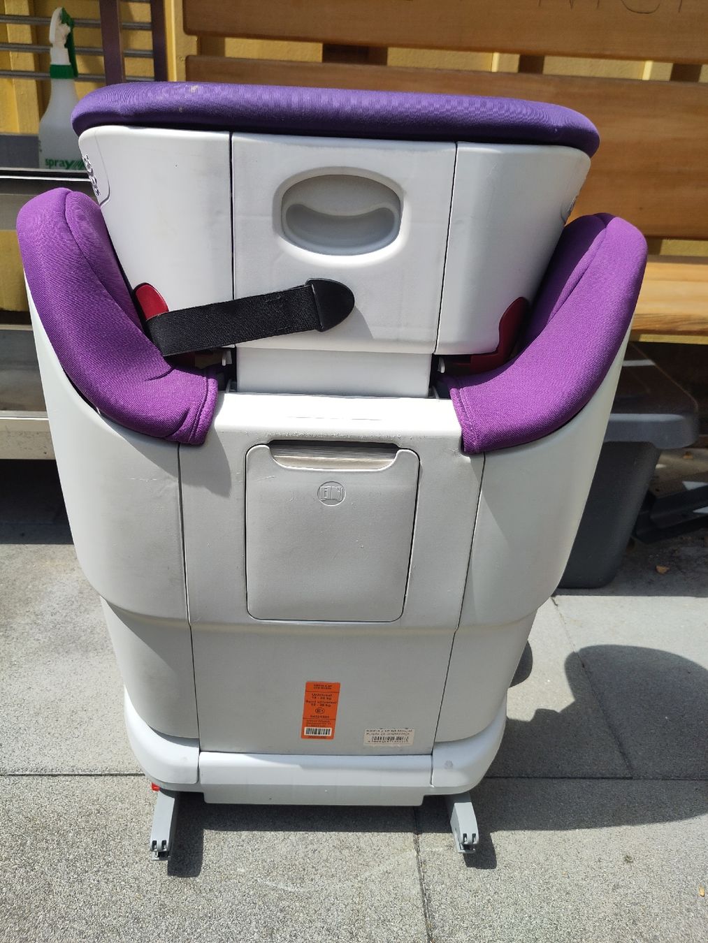 Britax Römer Seggiolini per auto: Britax Römer Kindersitz lila gebraucht – Usato da Derendingen venduto da Biberister 2