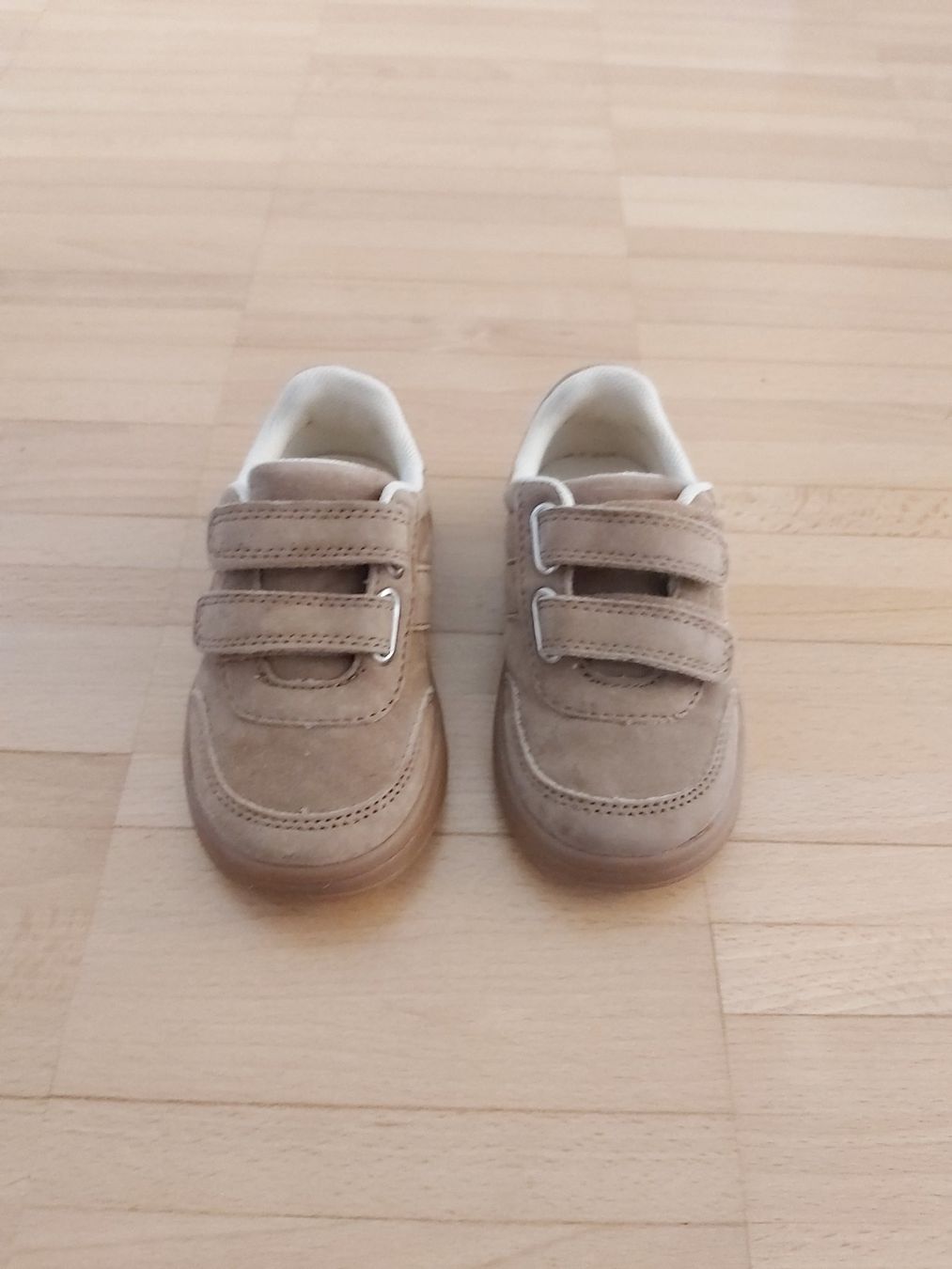 H&M Scarpe per ragazzi: Sneaker braun H&M Grösse 22 – Nuovo (secondo la descrizione) da Frauenfeld venduto da mariom02