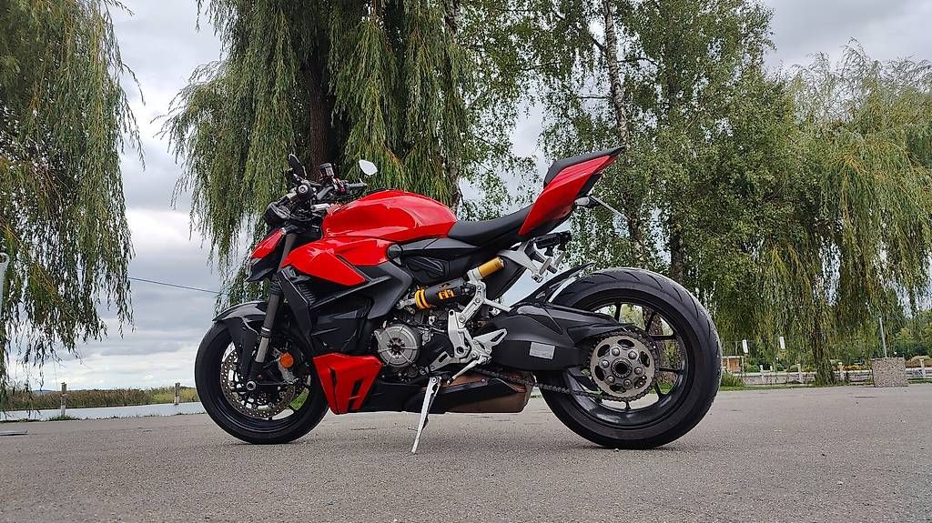 Strada: Ducati Streetfighter V2 – Usato da Buch am Irchel venduto da Beta17 2