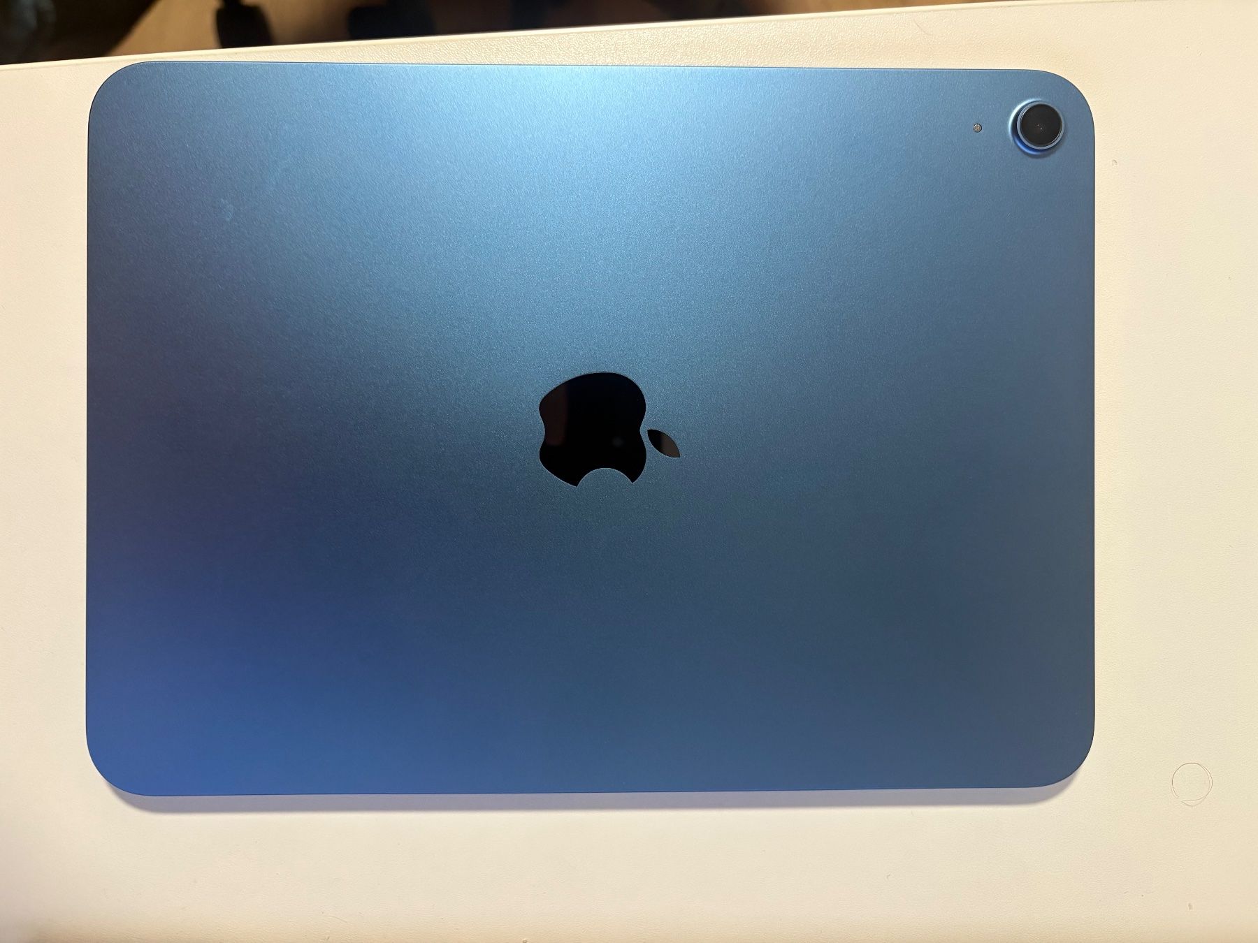 Apple iPad A16 11th Gen 2025 WiFi (Neu (gemäss Beschreibung)) in ...