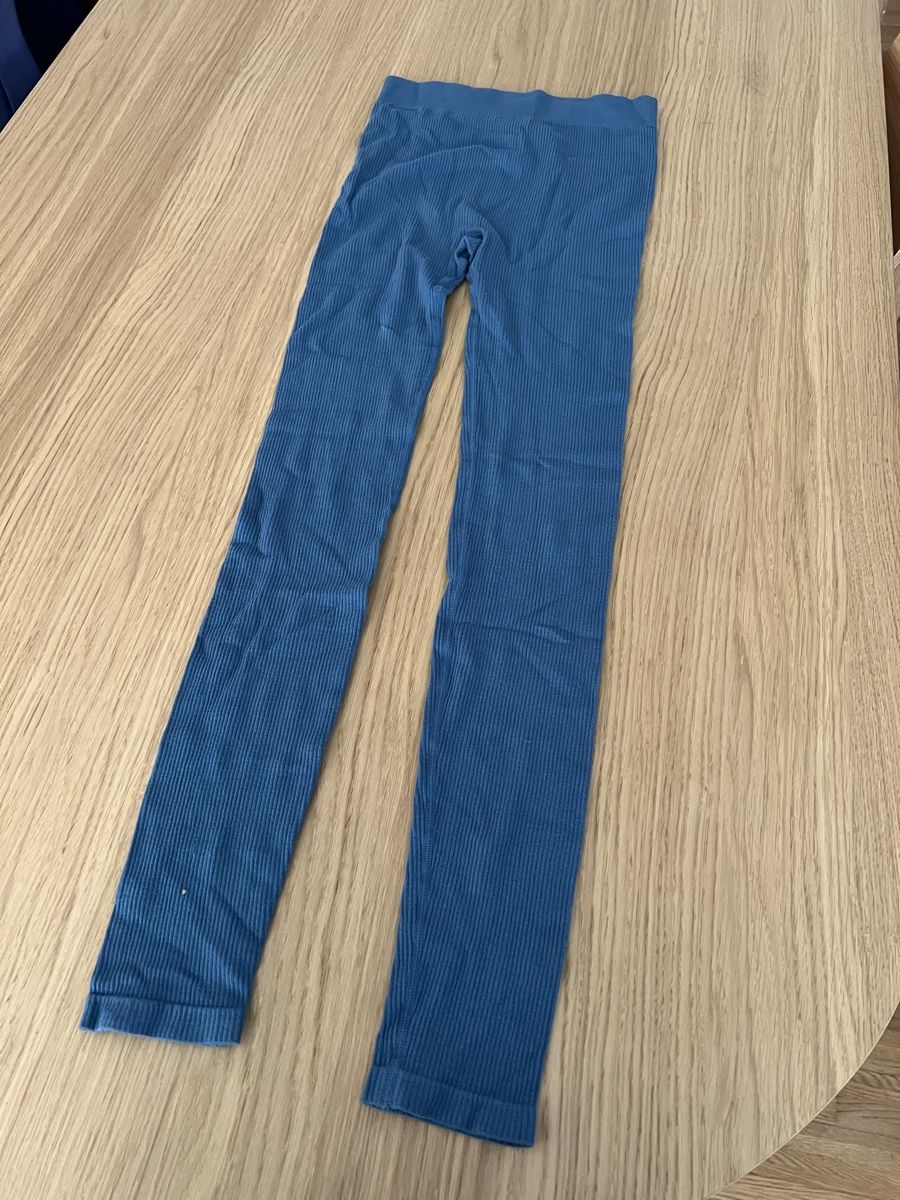 H&M Leggings: H&M Leggings petrol Grösse XS/S  – Usato da Luzern venduto da maisonnoir
