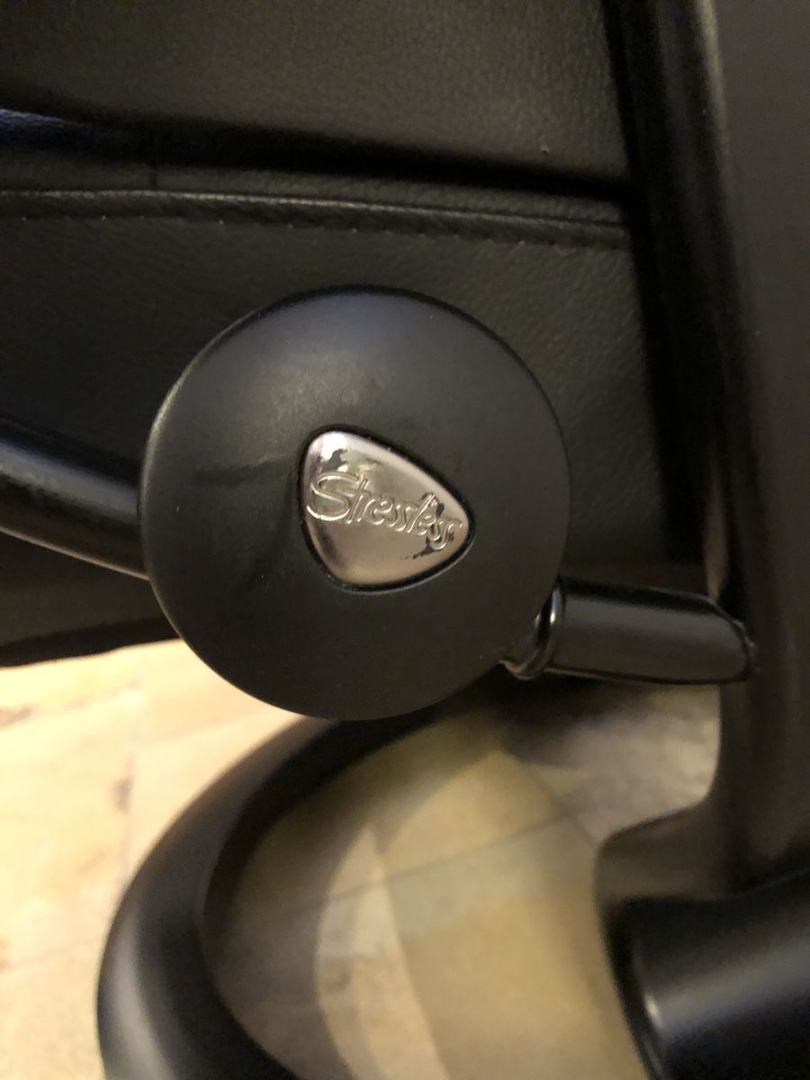 Stressless Fauteuils: Fauteuil Stressless – D'occasion à fregiécourt par  2